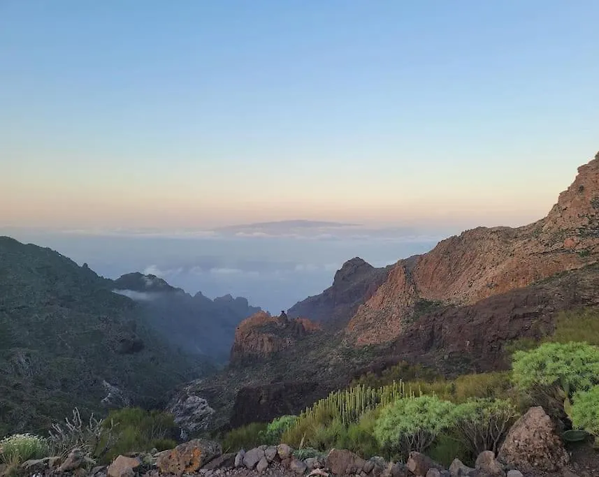 Hikers Haven Courtyard Apartment Tamaimo Tenerife El Molledo